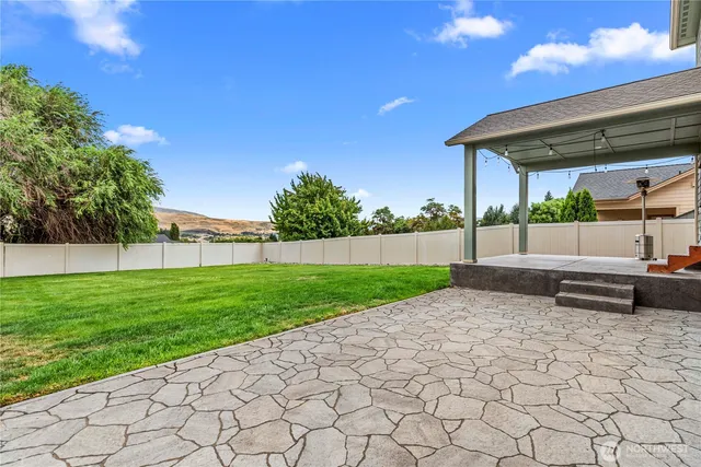 $799,900 | 3517 Dianna Way, Wenatchee, WA 98801