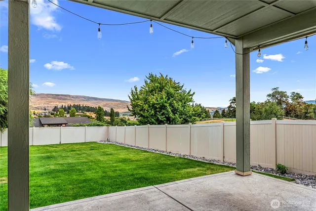 $799,900 | 3517 Dianna Way, Wenatchee, WA 98801