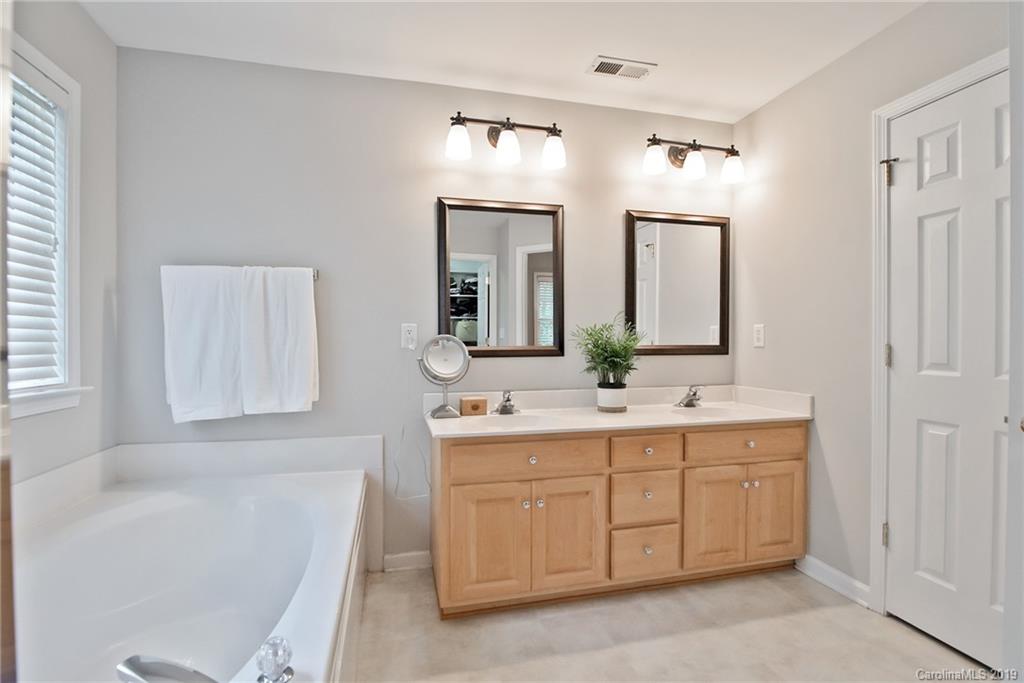 17022 Hampton Trace Road Huntersville, NC 28078 - Photo 21 of 39 Gallery Image 21