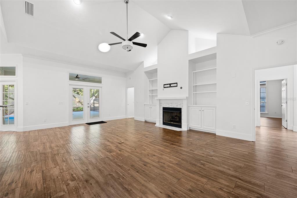 9702 Southwest 35th Lane Gainesville, FL 32608 - Photo 5 of 46 Gallery Image 5