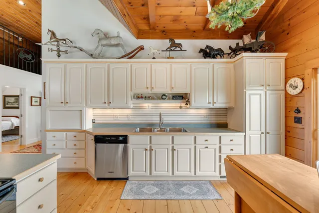 $1,750,000 | 699 Spear Cemetery Road, Reading, VT 05062