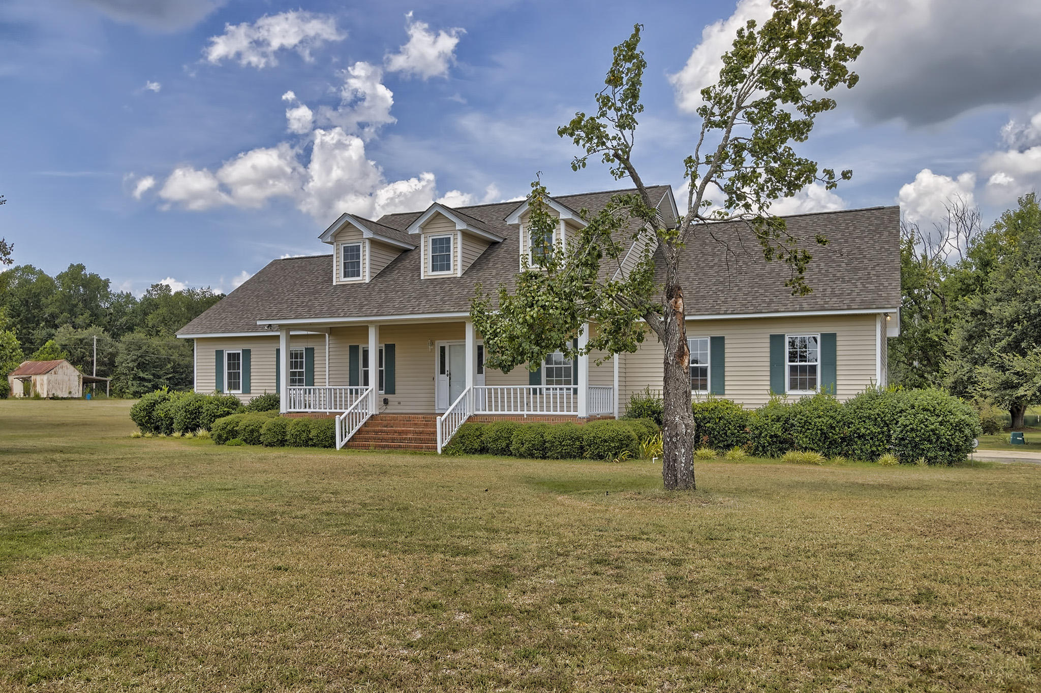 1704 Midway Road Elloree, SC 29047 - Photo 3 of 73 17504_28804_594992