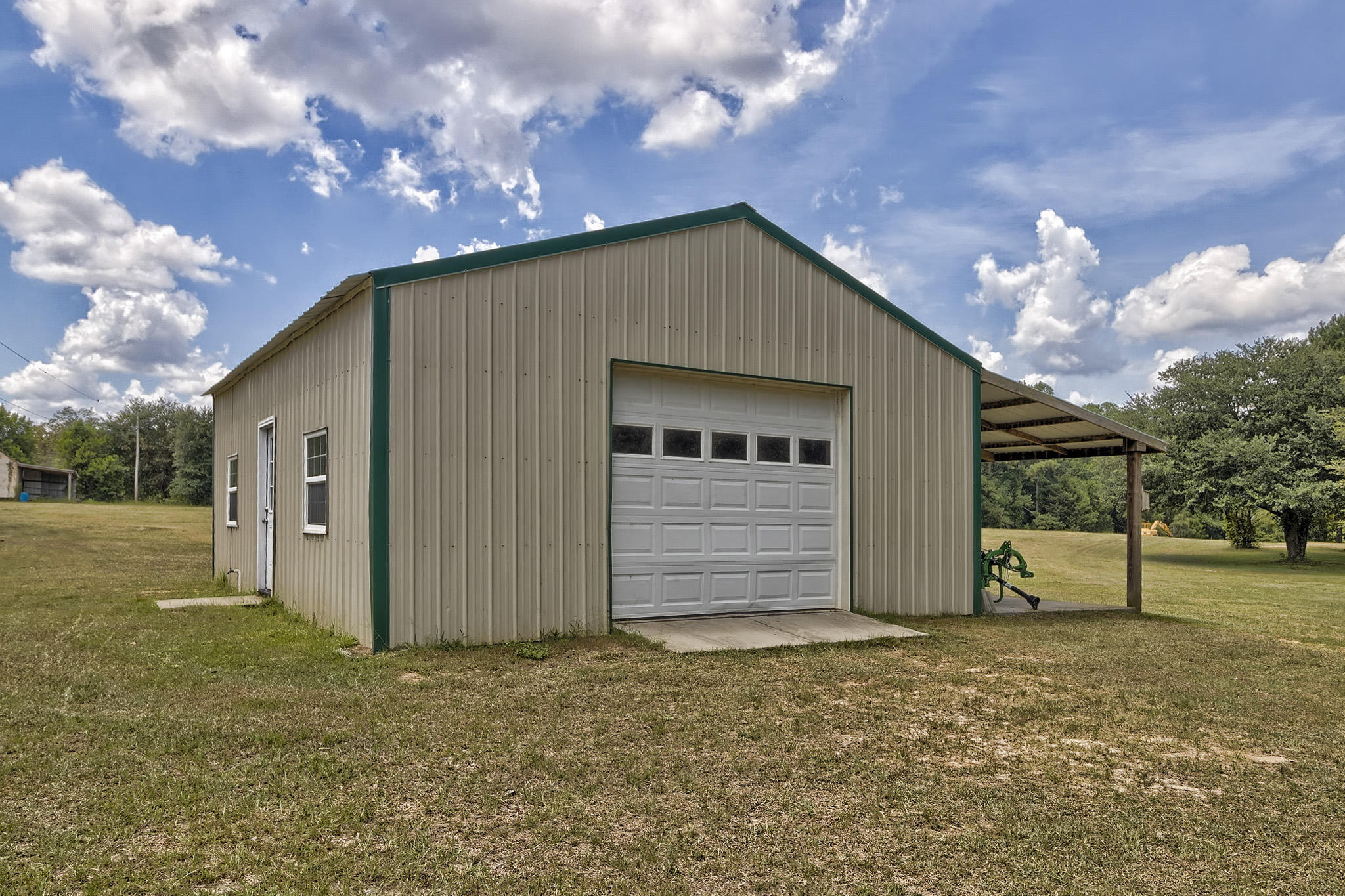 1704 Midway Road Elloree, SC 29047 - Photo 9 of 73 17504_28804_594998