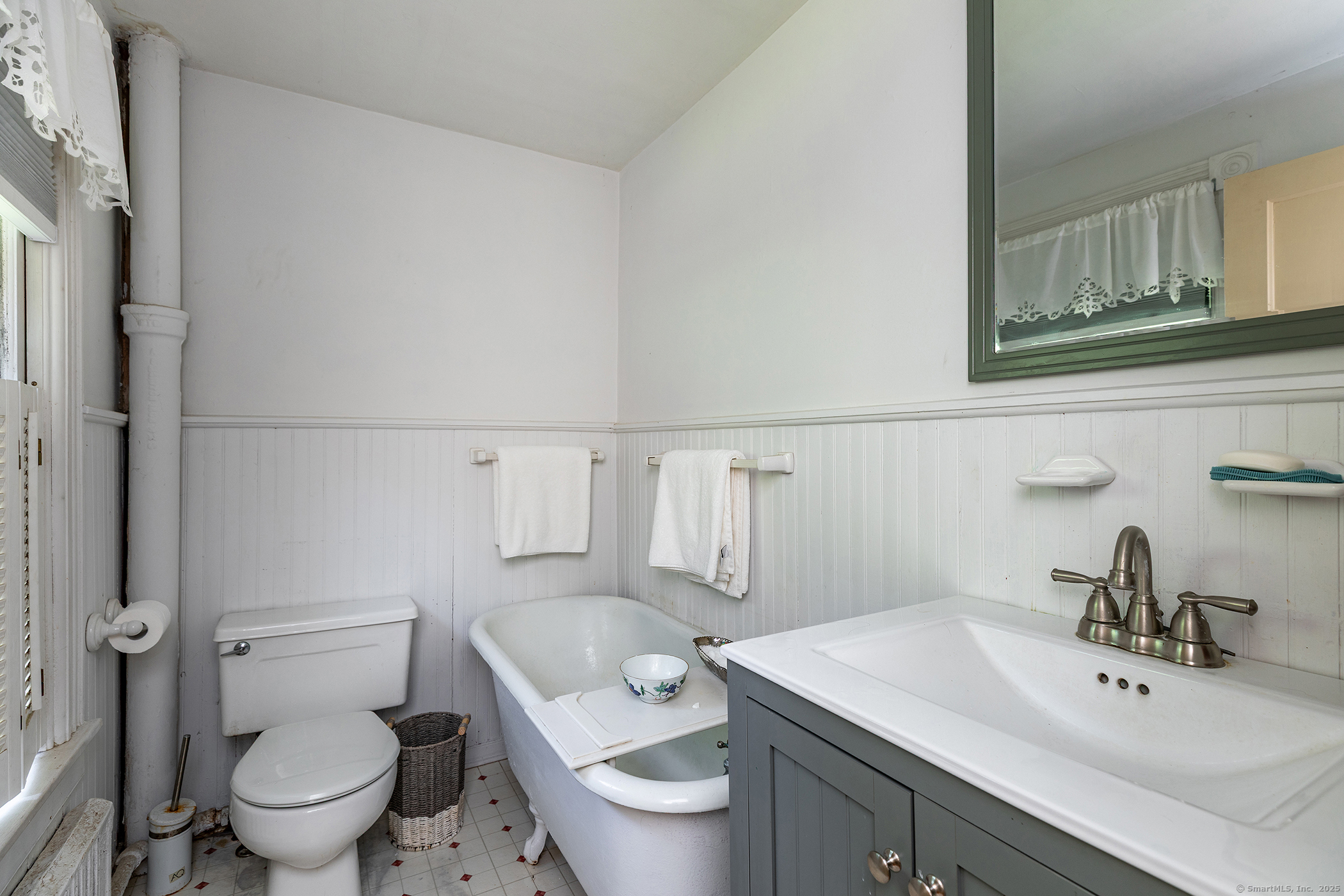 14 Cook Street Washington, CT 06794 - Photo 15 of 28