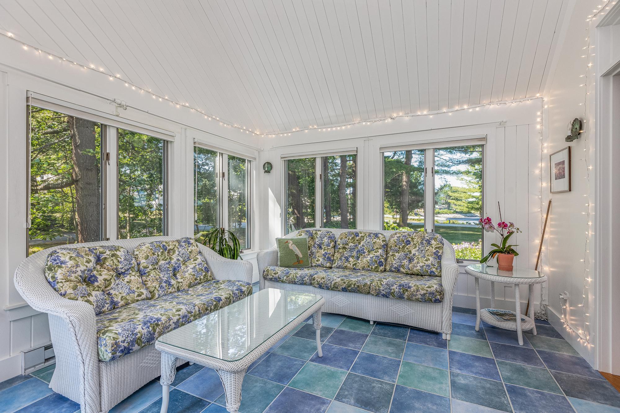 20 Clay Pits Road Scarborough, ME 04074 - Photo 13 of 105 20 Clay Pit_W5_023