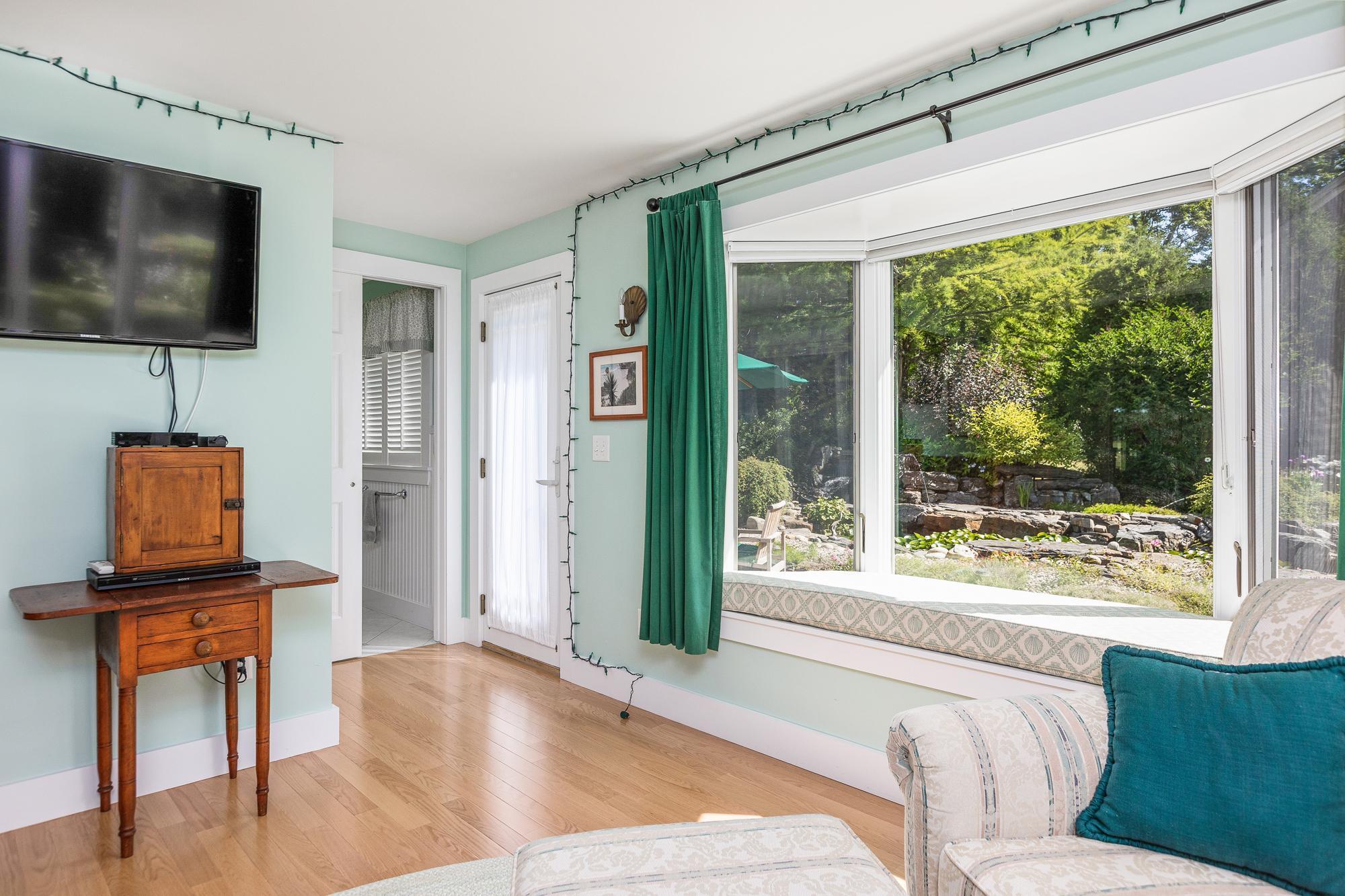 20 Clay Pits Road Scarborough, ME 04074 - Photo 18 of 105 20 Clay Pit_W5_014