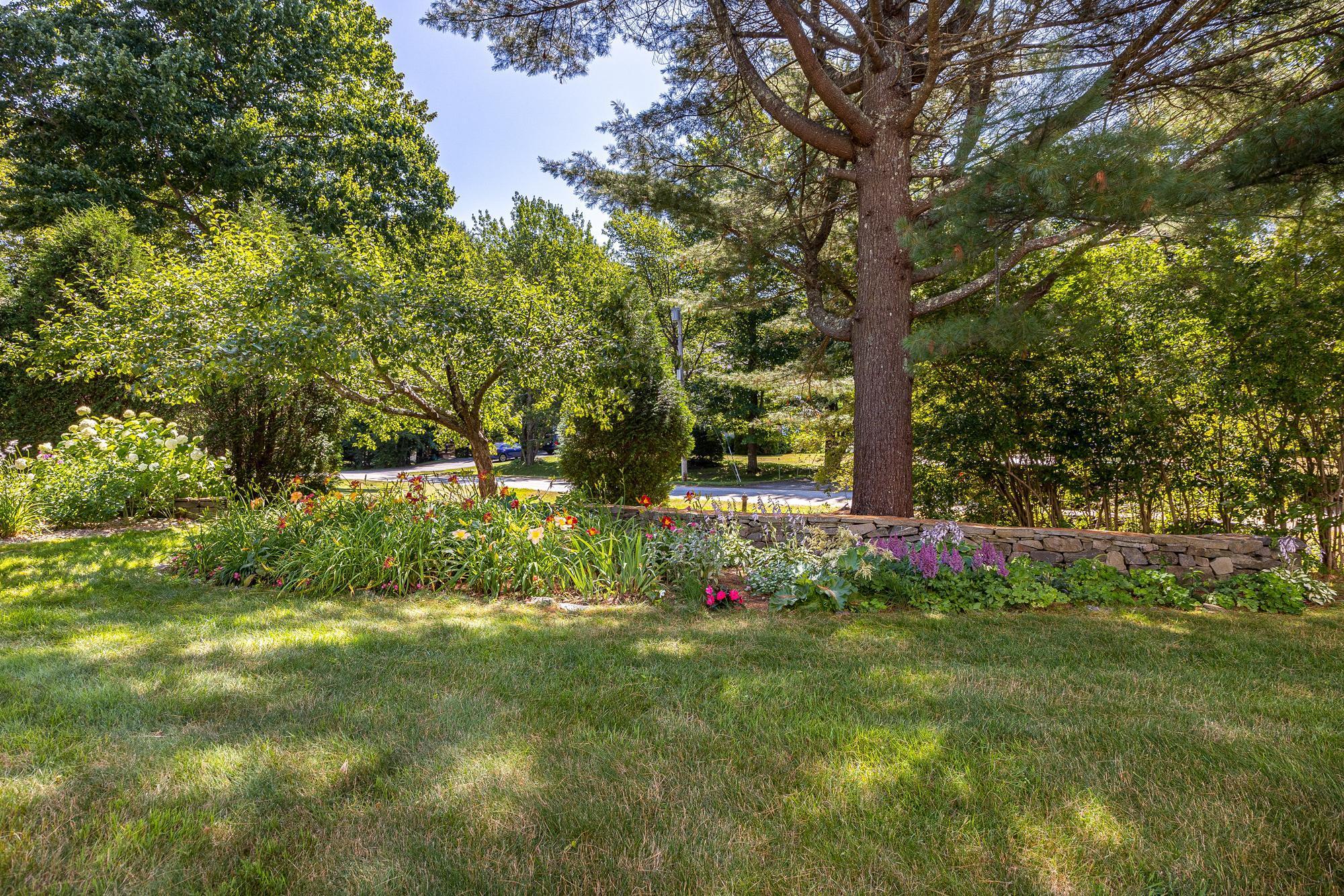 20 Clay Pits Road Scarborough, ME 04074 - Photo 61 of 105 20 Clay Pit_W5_067