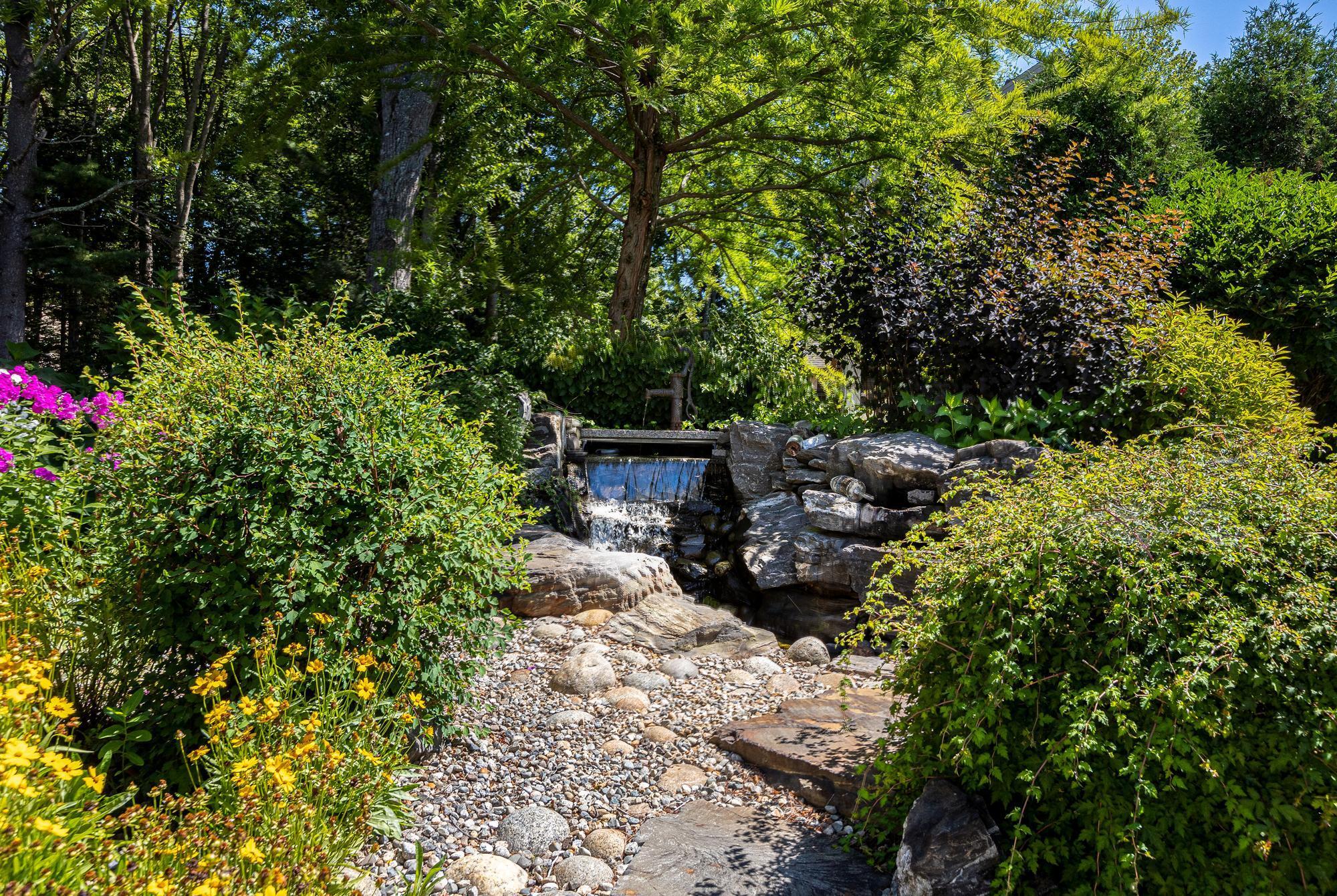 20 Clay Pits Road Scarborough, ME 04074 - Photo 63 of 105 20 Clay Pit_W5_071