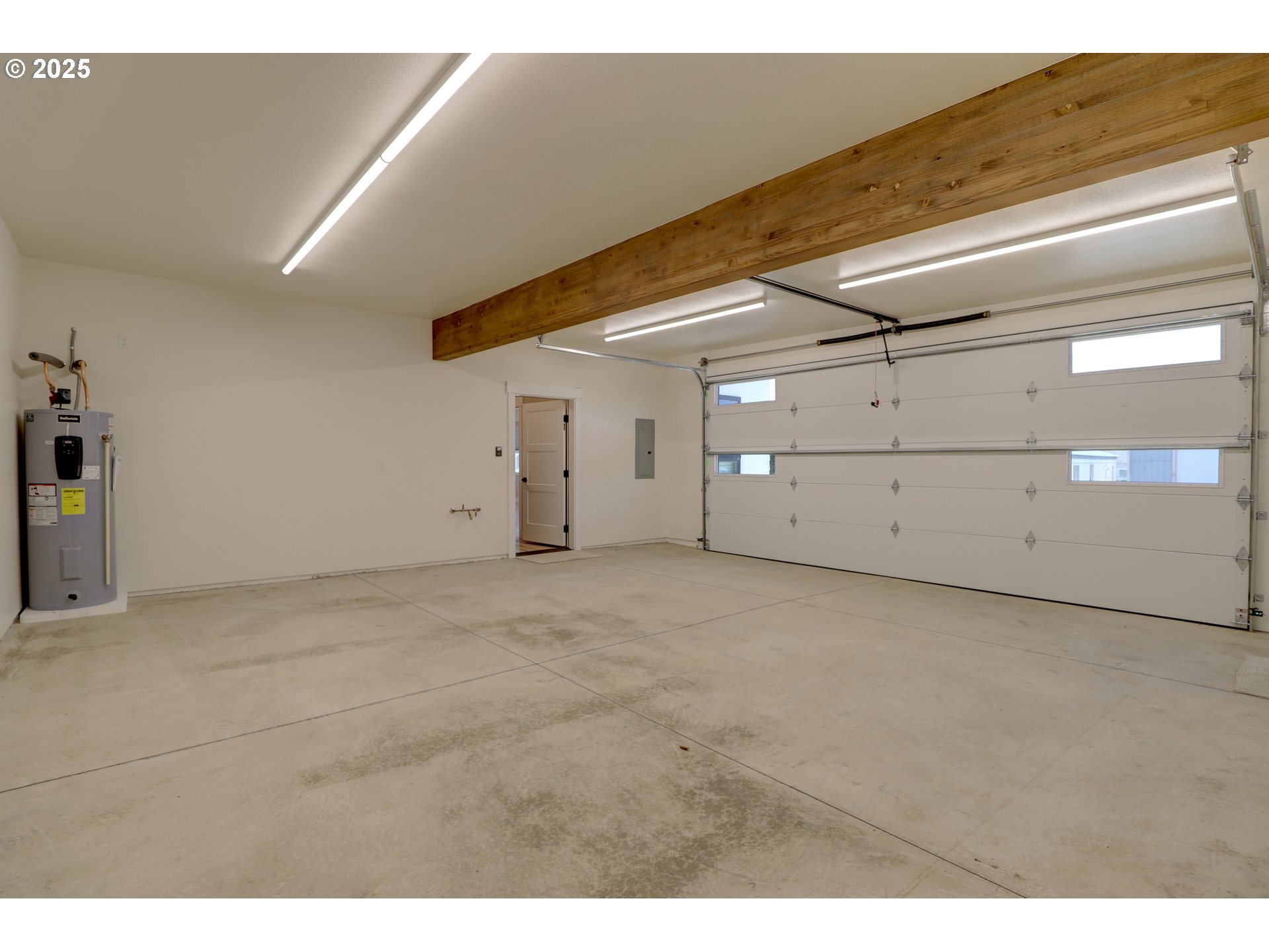 211 Heisler Street Dufur, OR 97021 - Photo 14 of 26 a view of garage