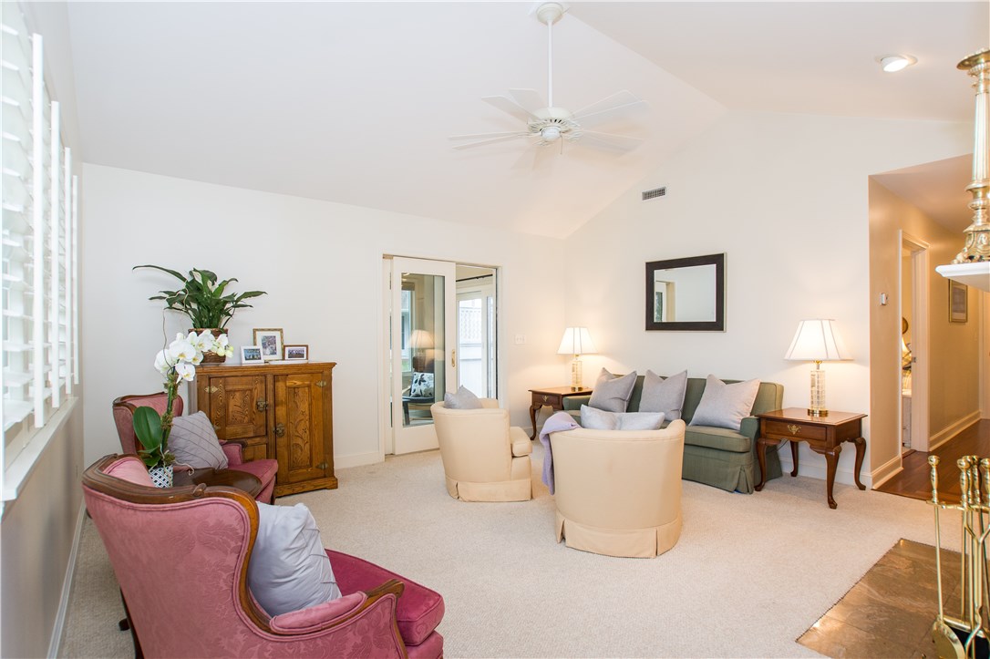 318 Corey Lane Middletown, RI 02842 - Photo 15 of 35