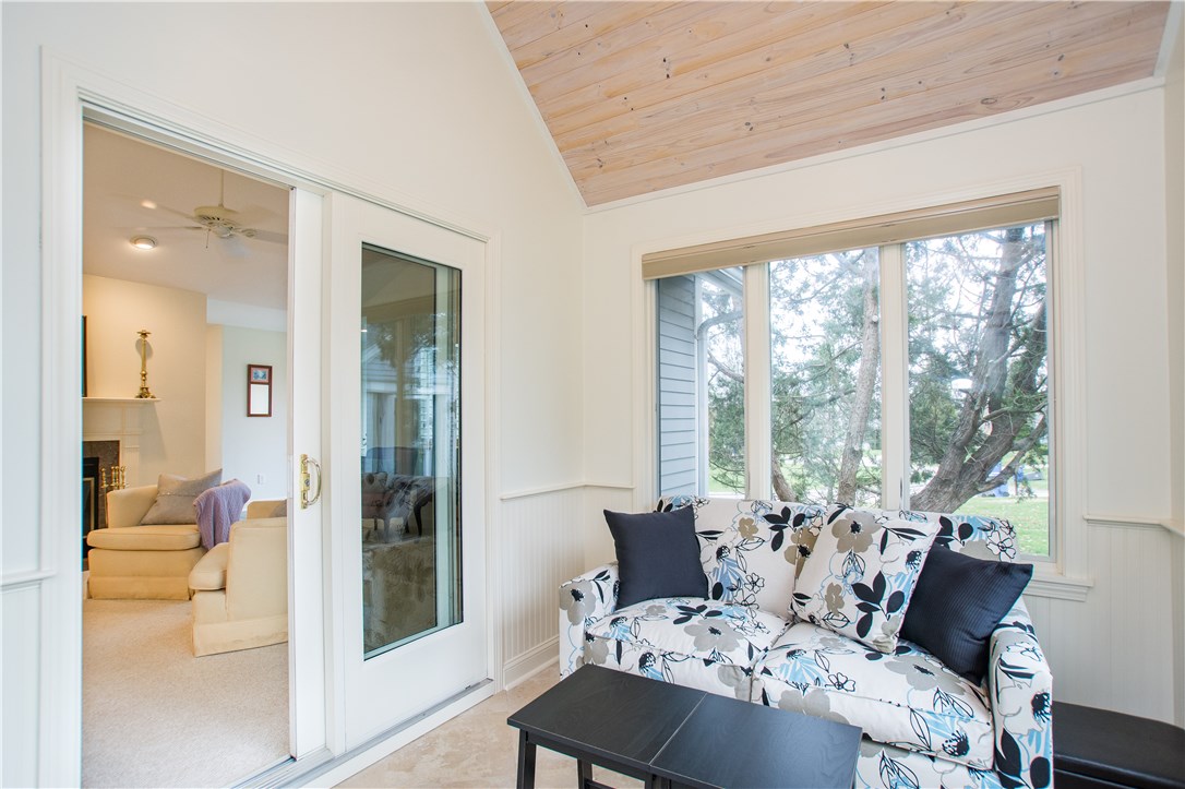 318 Corey Lane Middletown, RI 02842 - Photo 18 of 35