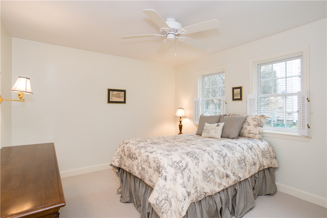 318 Corey Lane Middletown, RI 02842 - Photo 25 of 35