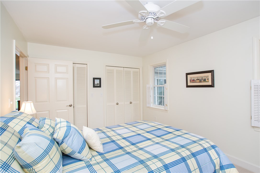 318 Corey Lane Middletown, RI 02842 - Photo 27 of 35