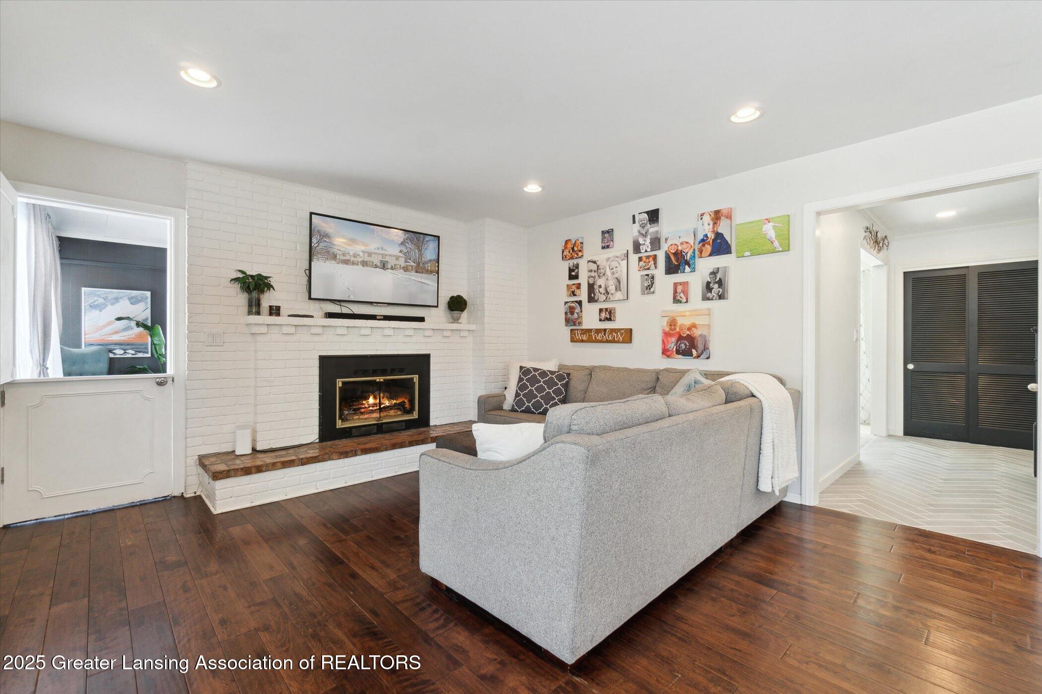1413 Old Mill Road East Lansing, MI 48823 - Photo 15 of 59 15-1413-Old-Mill-Rd-East-Lansing-MI-4882