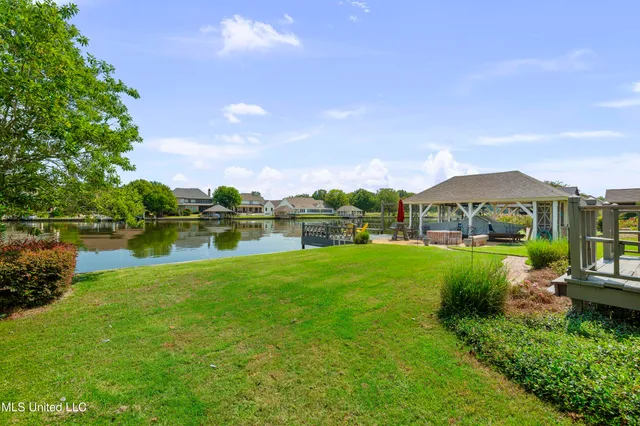 $744,900 | 154 Belle Pointe Circle, Unit POINTE, Madison, MS 39110