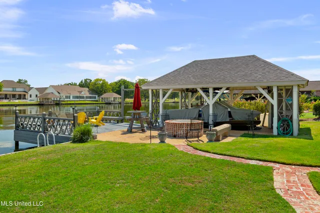 $744,900 | 154 Belle Pointe Circle, Unit POINTE, Madison, MS 39110