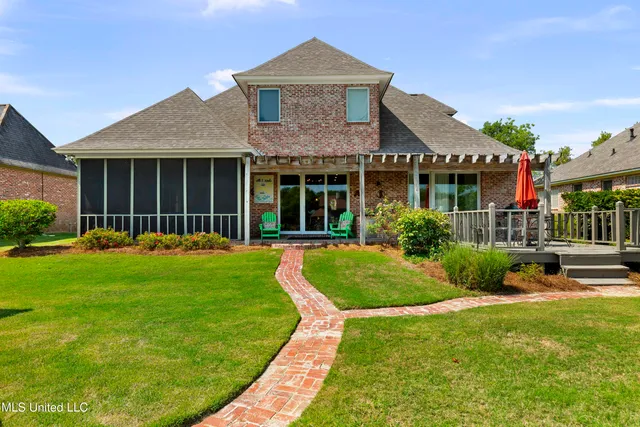 $744,900 | 154 Belle Pointe Circle, Unit POINTE, Madison, MS 39110