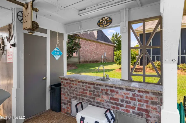 $744,900 | 154 Belle Pointe Circle, Unit POINTE, Madison, MS 39110