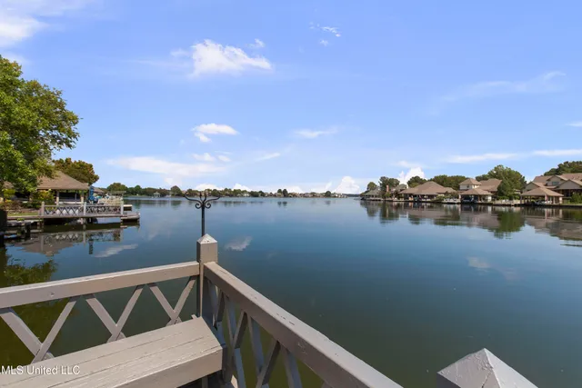 $744,900 | 154 Belle Pointe Circle, Unit POINTE, Madison, MS 39110