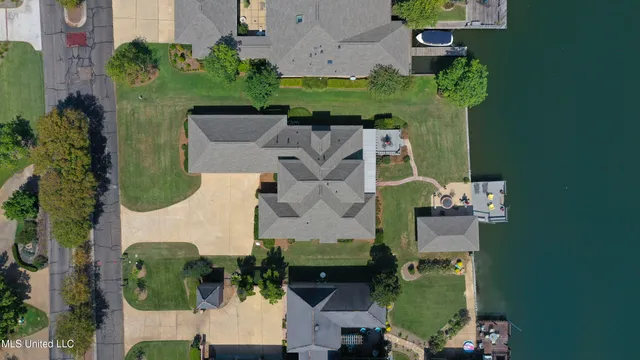 $744,900 | 154 Belle Pointe Circle, Unit POINTE, Madison, MS 39110