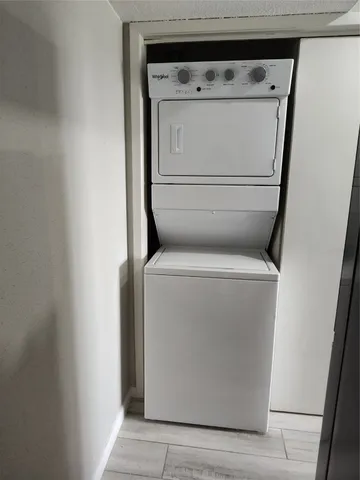 a close up view of washer and dryer