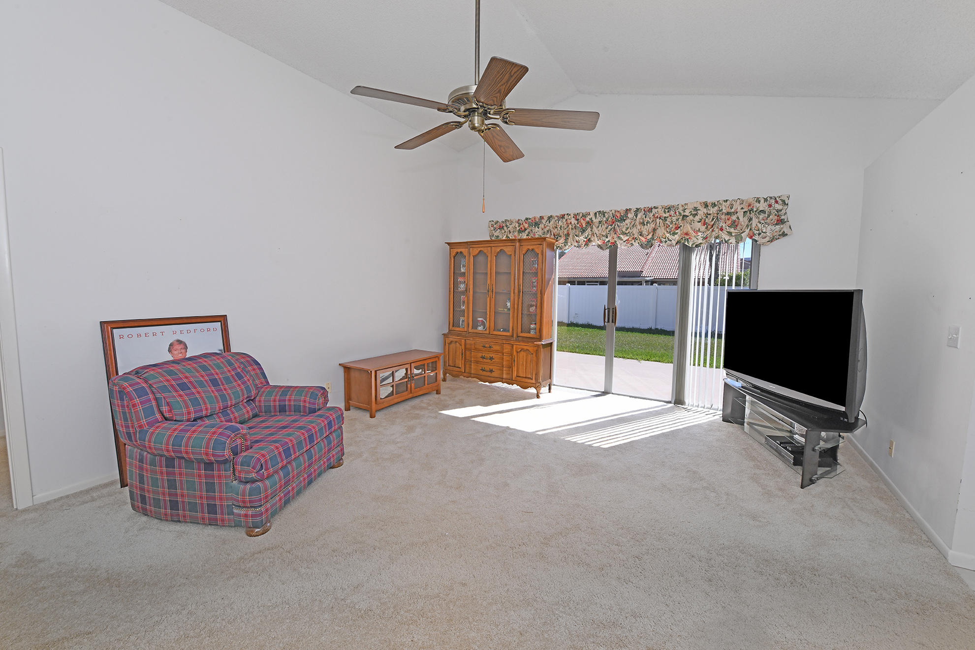 22432 Overture Circle Boca Raton, FL 33428 - Photo 4 of 24 Living Room