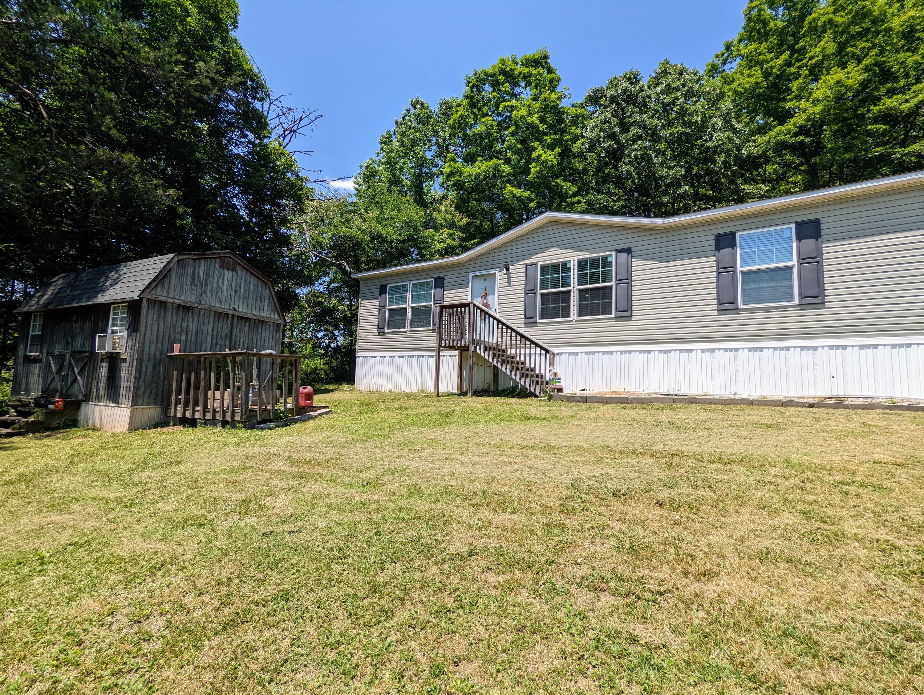 1097 Paynes Branch Road Cannon, KY 40923 - Photo 2 of 28 1