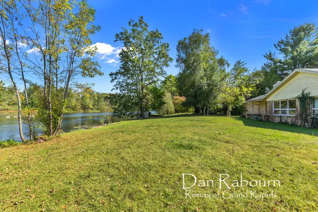 $321,900 | 3261 River Lane, Hastings, MI 49058