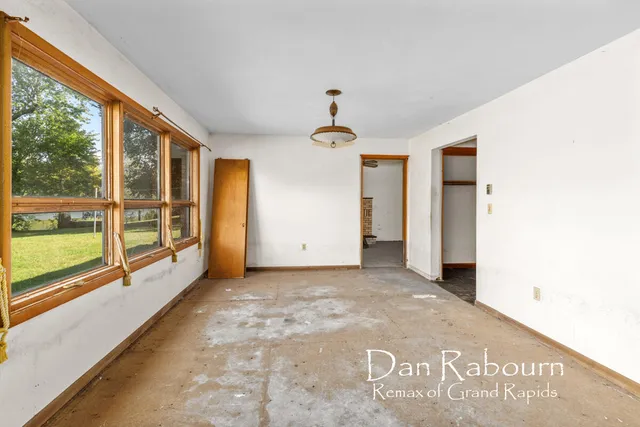 $321,900 | 3261 River Lane, Hastings, MI 49058