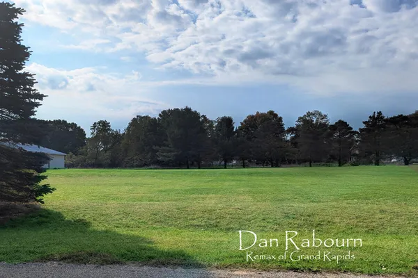 $319,900 | 3261 River Lane, Hastings, MI 49058