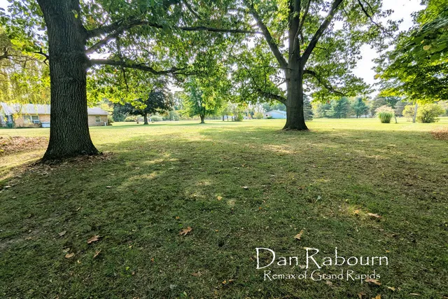 $321,900 | 3261 River Lane, Hastings, MI 49058