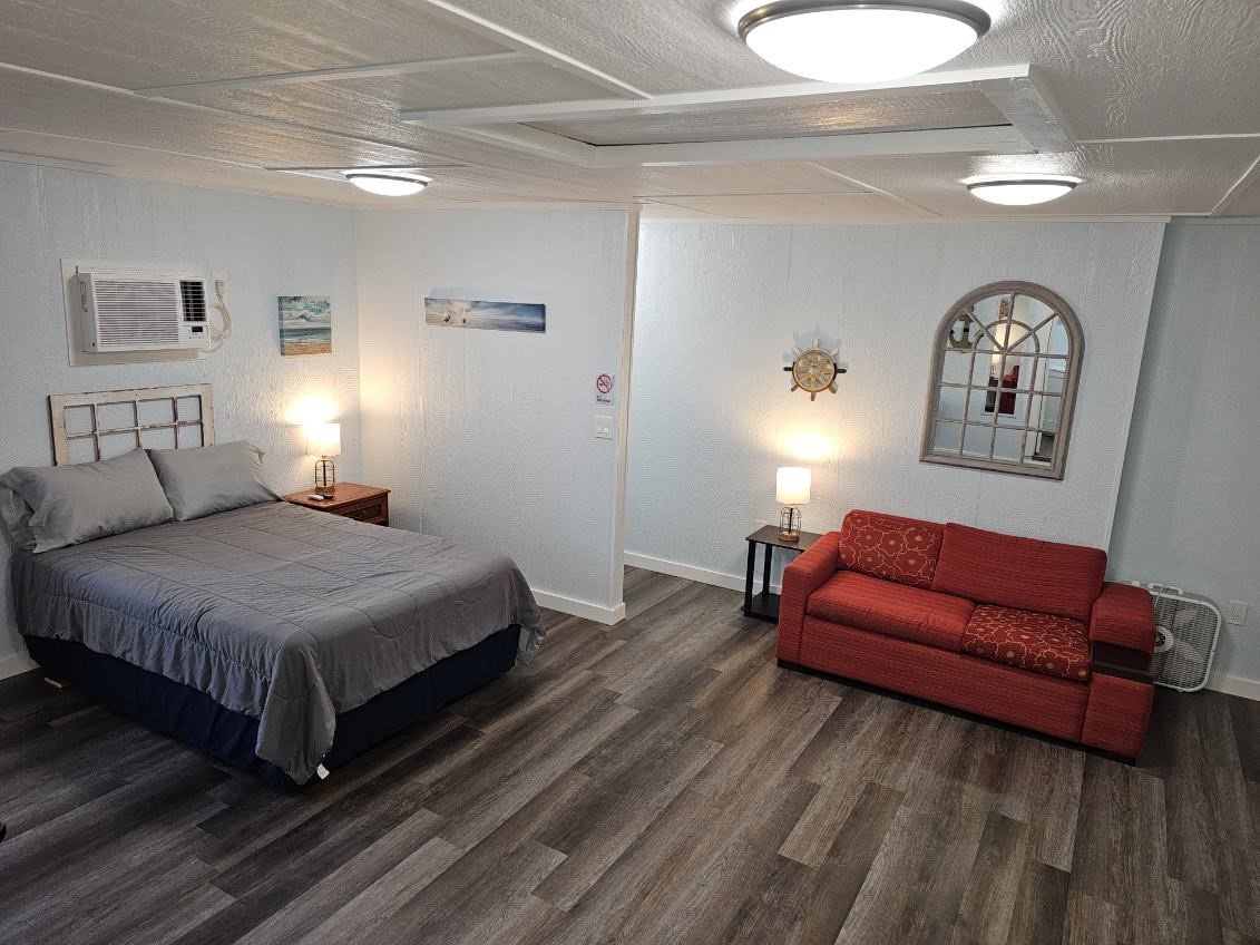 202 West E Street La Porte, TX 77571 - Photo 1 of 7