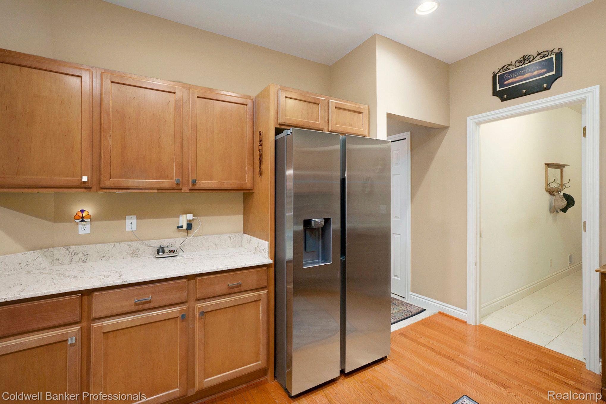 4707 Oakhurst Ridge Road Clarkston, MI 48348 - Photo 17 of 33 Gallery Image 17