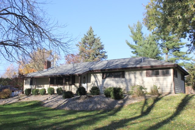 9039 Muldoon Road Fort Wayne, IN 46819 - Photo 1 of 28