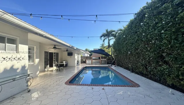 $3,800 | 15770 Southwest 141st Court, Unit 15570, Miami, FL 33177