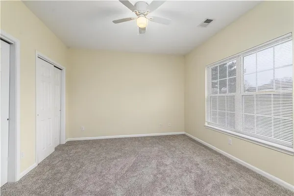 $209,950 | 1860 Fall Creek Drive, Tonganoxie, KS 66086