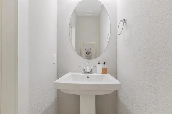 $2,850 | 2214 Rook Drive, Dallas, TX 75211