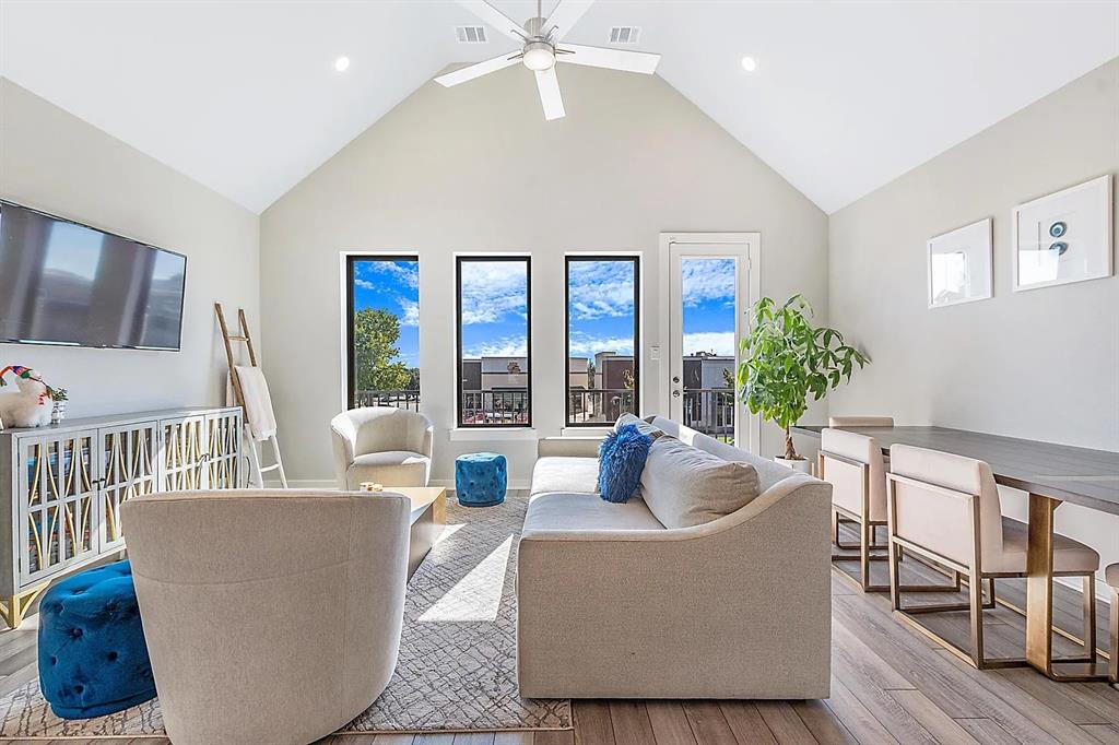 2214 Rook Drive Dallas, TX 75211 - Photo 6 of 22