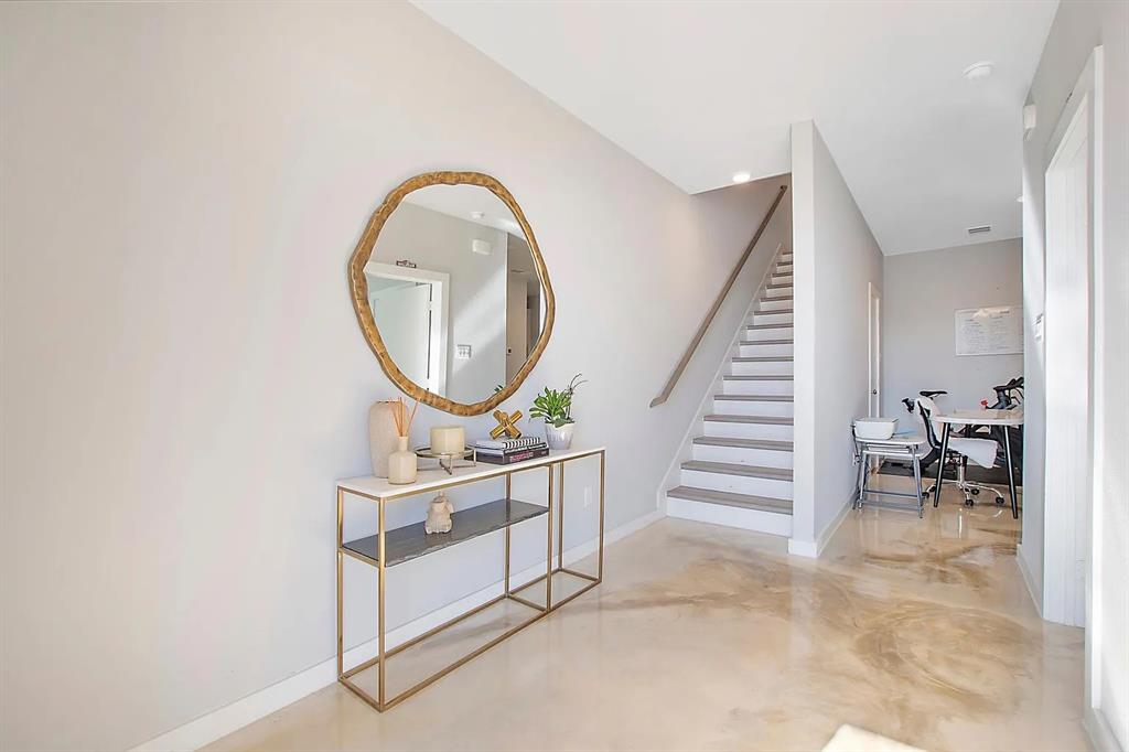 2214 Rook Drive Dallas, TX 75211 - Photo 10 of 22