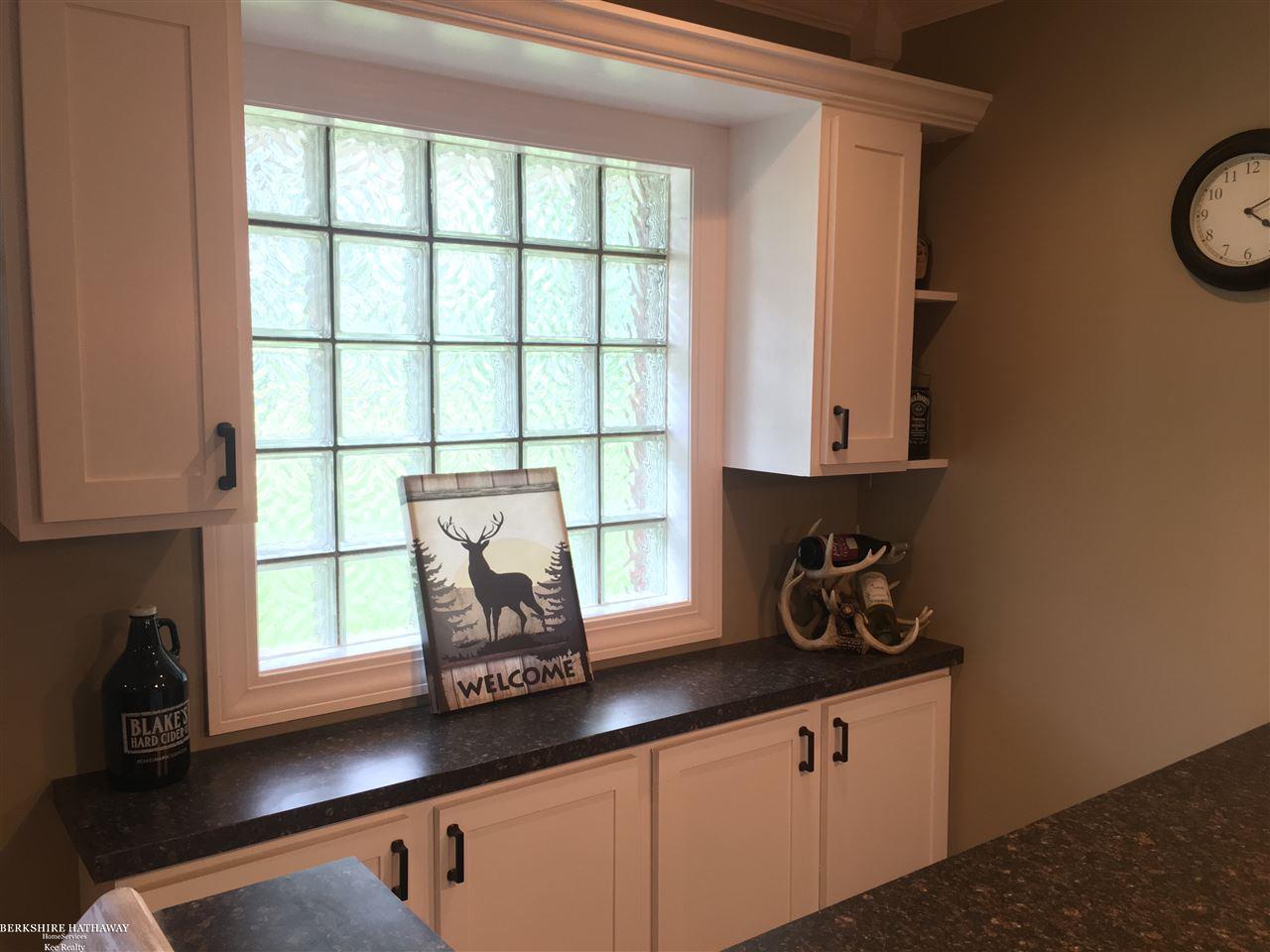 72695 Van Dyke Romeo, MI 48065 - Photo 27 of 79 31350328-26.JPG