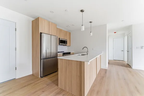 $4,550 | 1035 Commonwealth Avenue, Unit 610, Boston, MA 02215