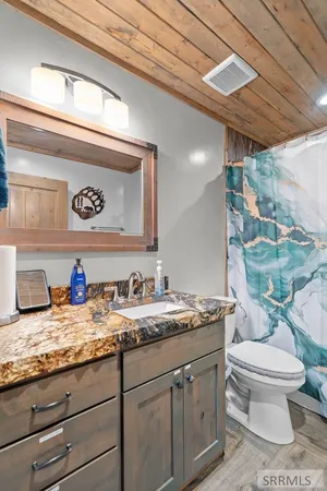 $890,000 | 3770 Arctic Fox Drive, Island Park, ID 83429