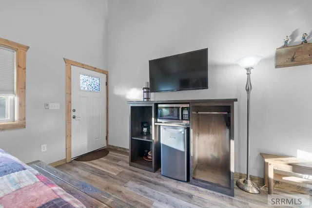 $890,000 | 3770 Arctic Fox Drive, Island Park, ID 83429