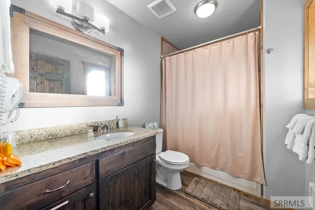 $890,000 | 3770 Arctic Fox Drive, Island Park, ID 83429