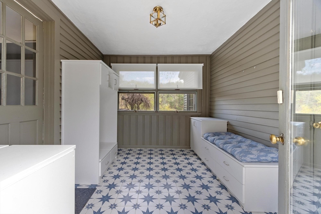 1465 Sudbury Road Concord, MA 01742 - Photo 4 of 28