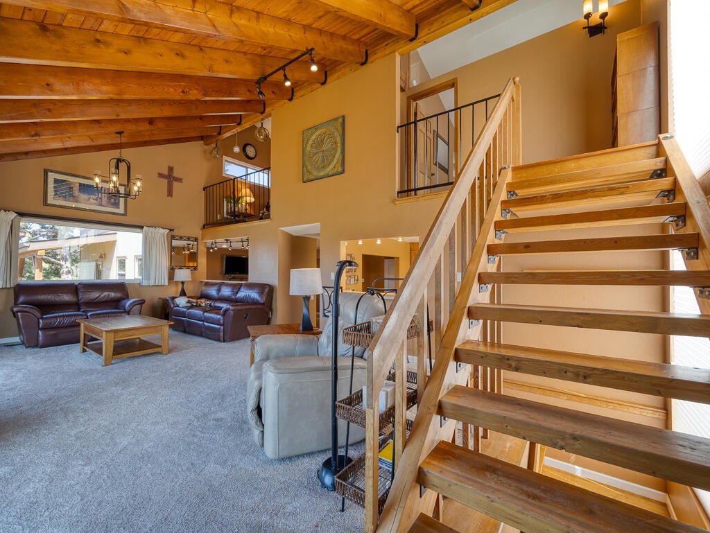 15512 Riveredge Road Klamath Falls, OR 97601 - Photo 30 of 37 15512 River Edge-32
