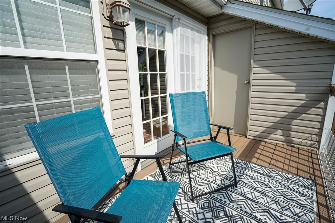 6917 Tippecanoe Road Canfield, OH 44406 - Photo 15 of 19 Outdoor deck