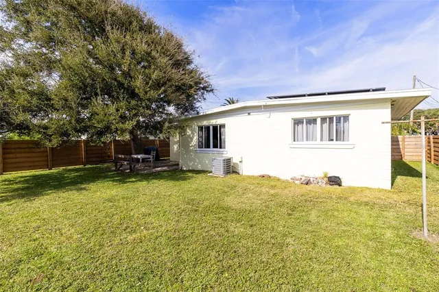 $299,900 | 424 Manhattan Avenue, Daytona Beach, FL 32118