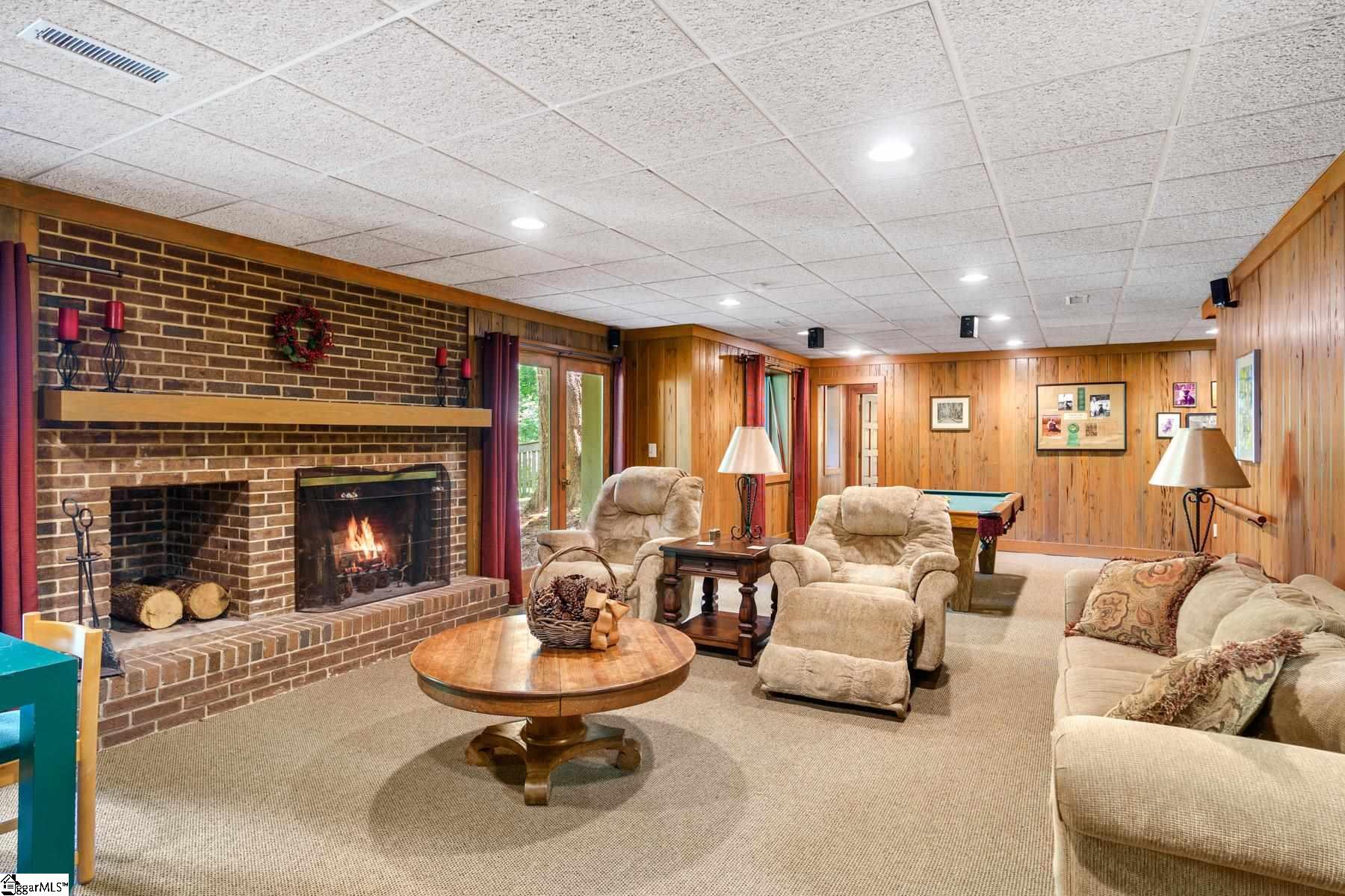 8 Collins Creek Road Greenville, SC 29607 - Photo 23 of 36