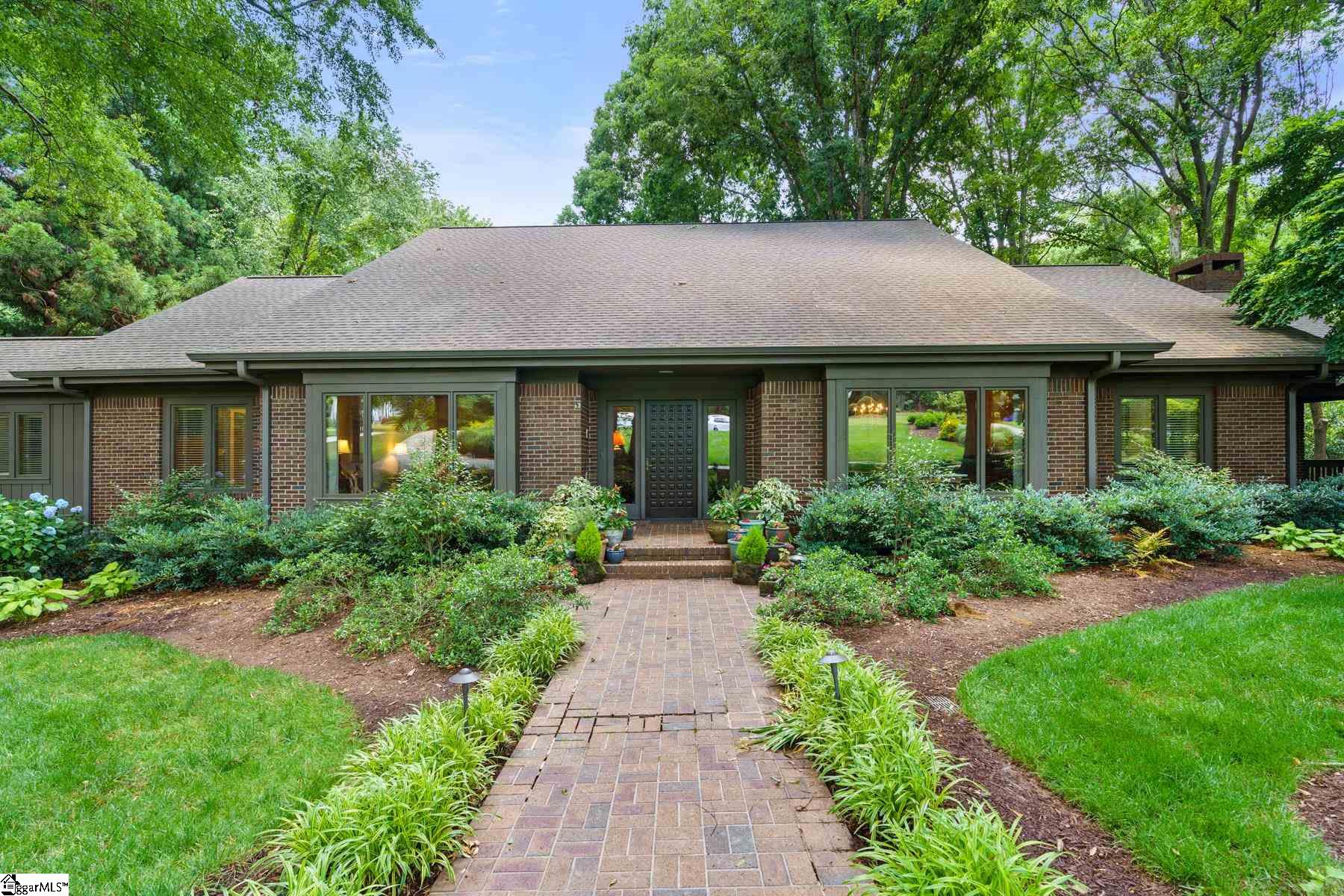 8 Collins Creek Road Greenville, SC 29607 - Photo 4 of 36